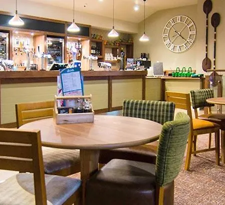 Chalet Comfortable, Well Located At White Cross Bay Troutbeck Bridge
