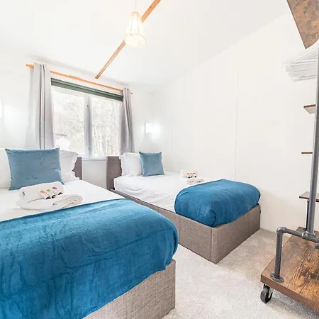 Chalet Comfortable, Well Located At White Cross Bay Troutbeck Bridge